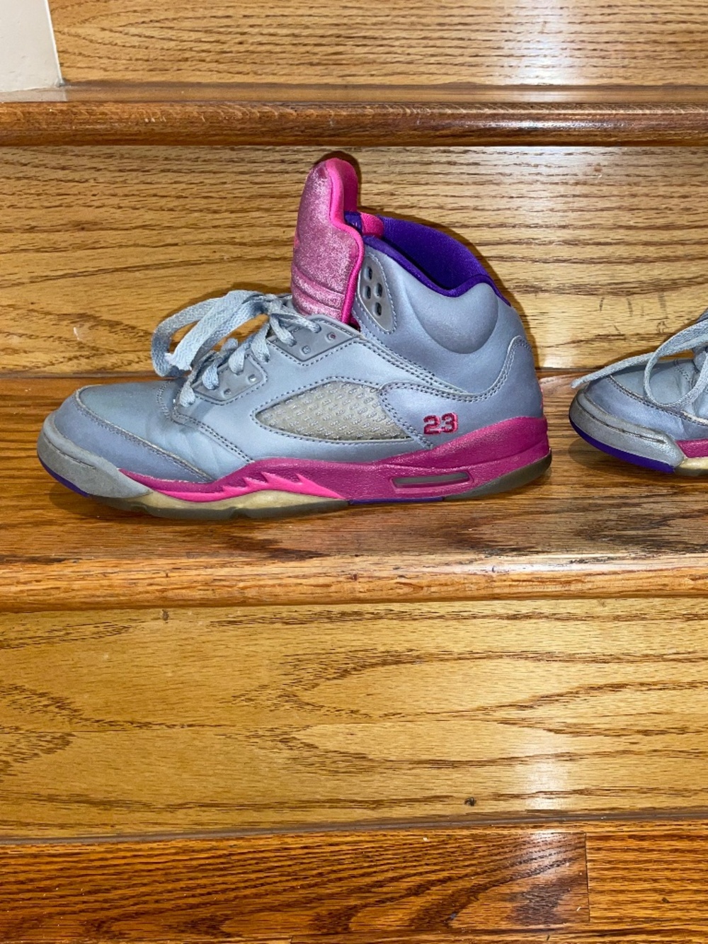 2013 Air Jordan 5 Retro GS Cement Grey Pink - Size 4Y / Women’s 5.5